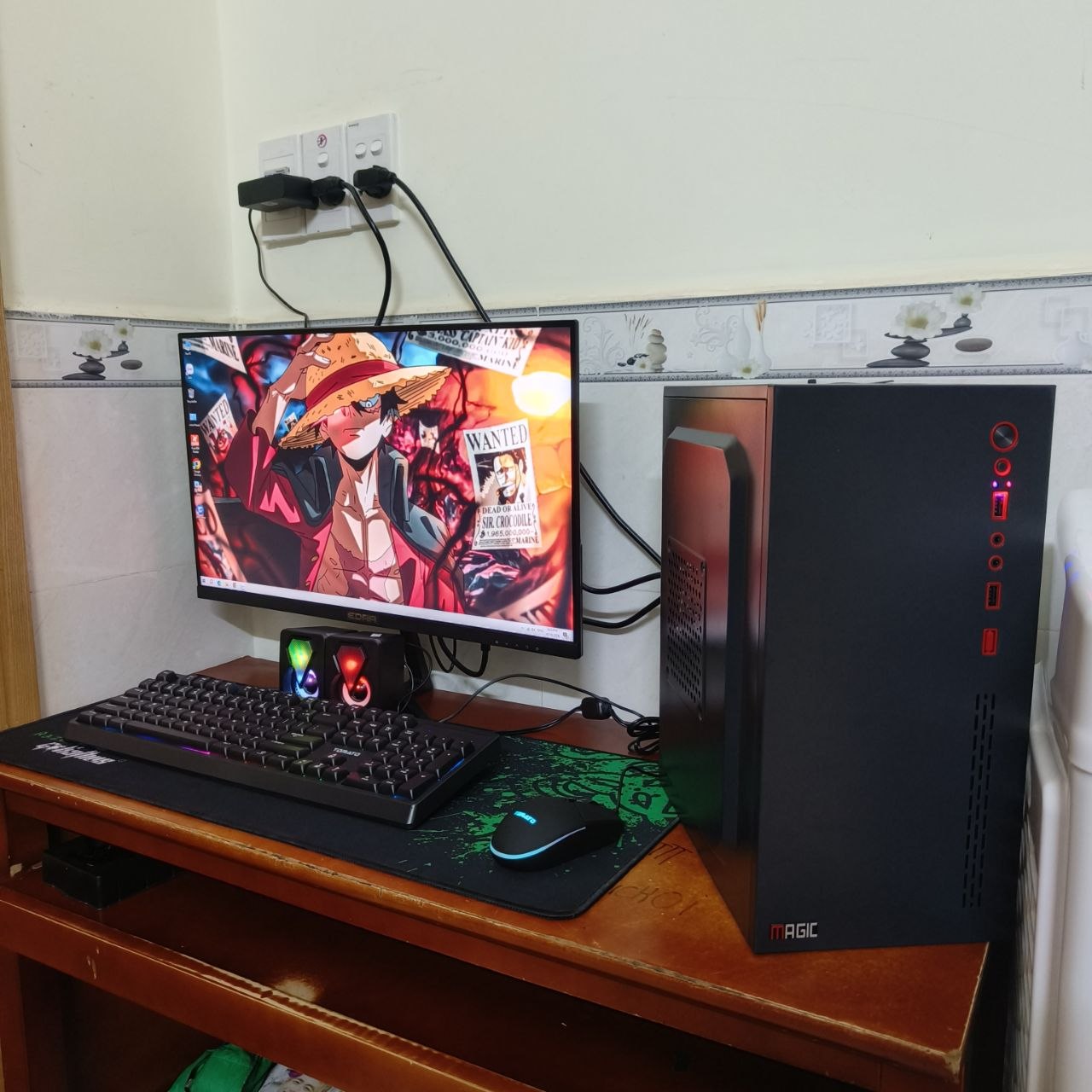 Mua Máy Tính Cho Bé Học Online: Nên Đầu Tư Máy Mới Từ Đầu